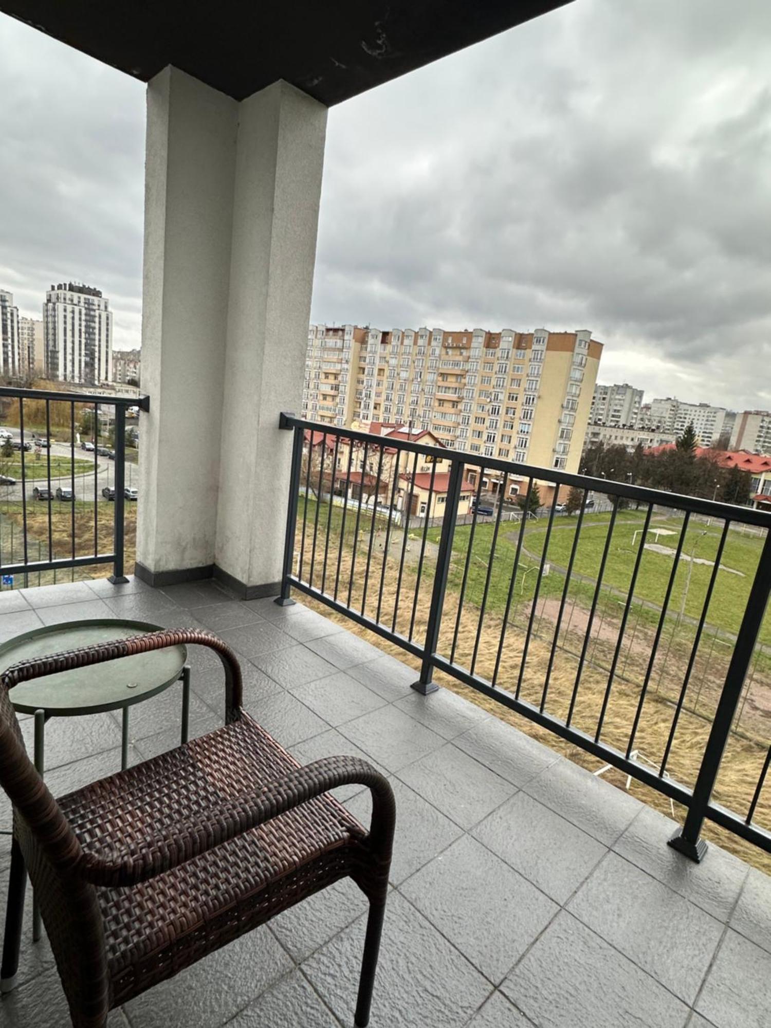 Avalon On Lypynskogo Street Apartment Лвив Екстериор снимка