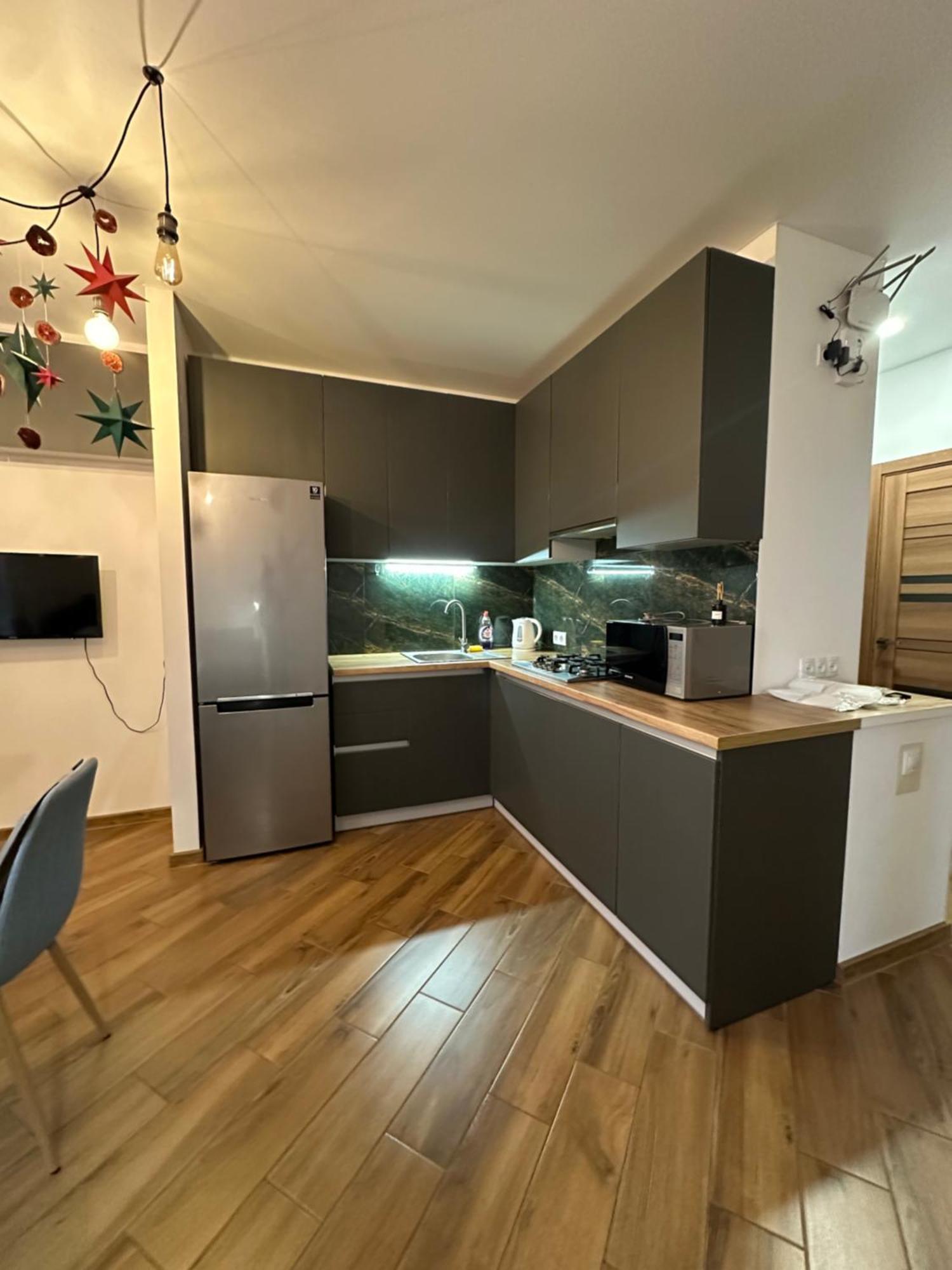 Avalon On Lypynskogo Street Apartment Лвив Екстериор снимка