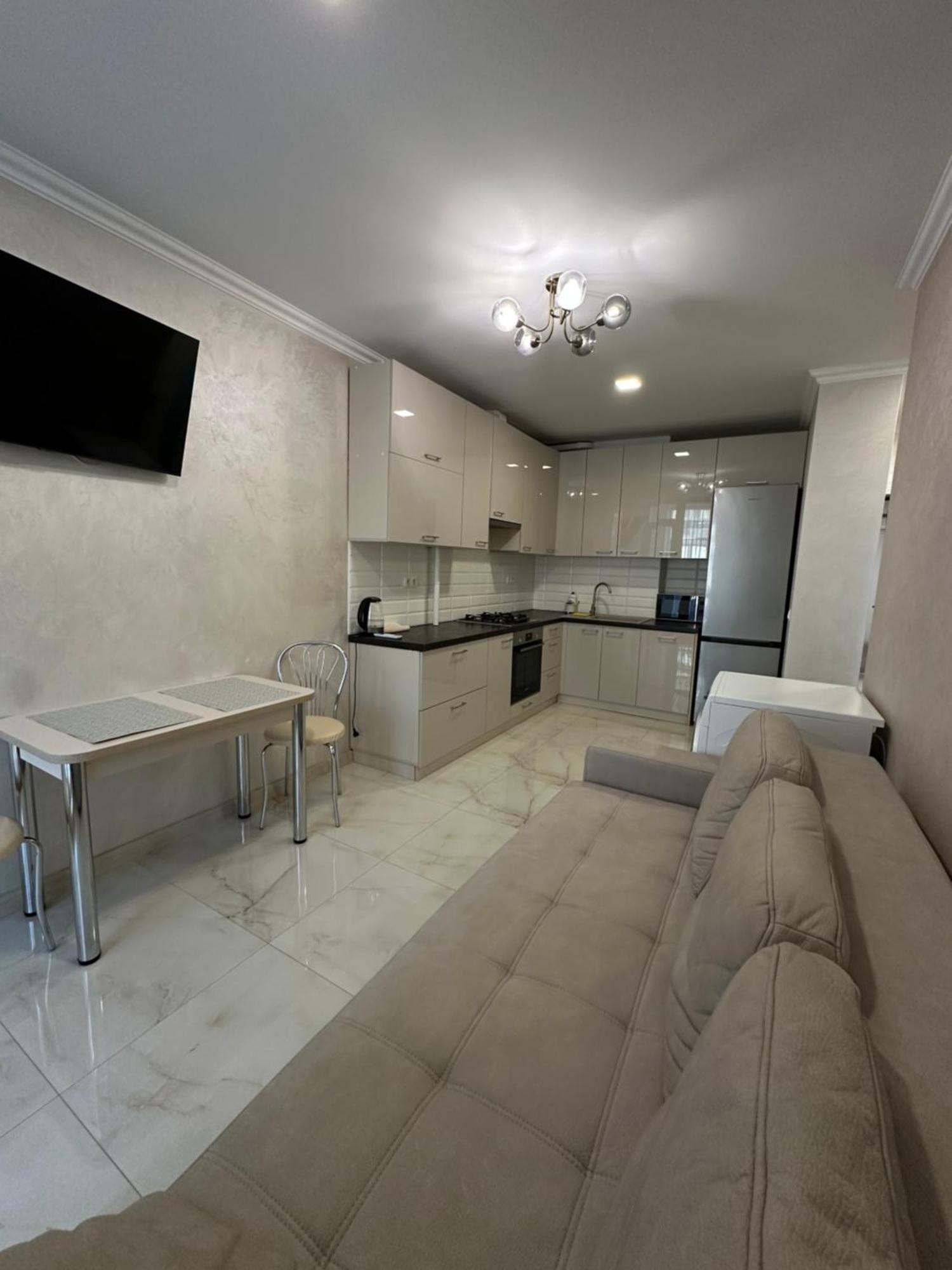 Avalon On Lypynskogo Street Apartment Лвив Екстериор снимка