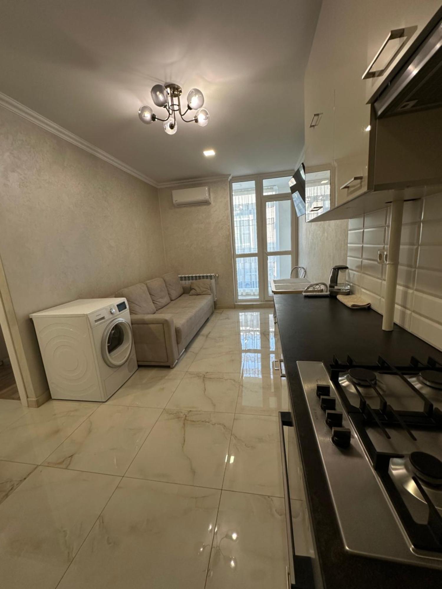 Avalon On Lypynskogo Street Apartment Лвив Екстериор снимка